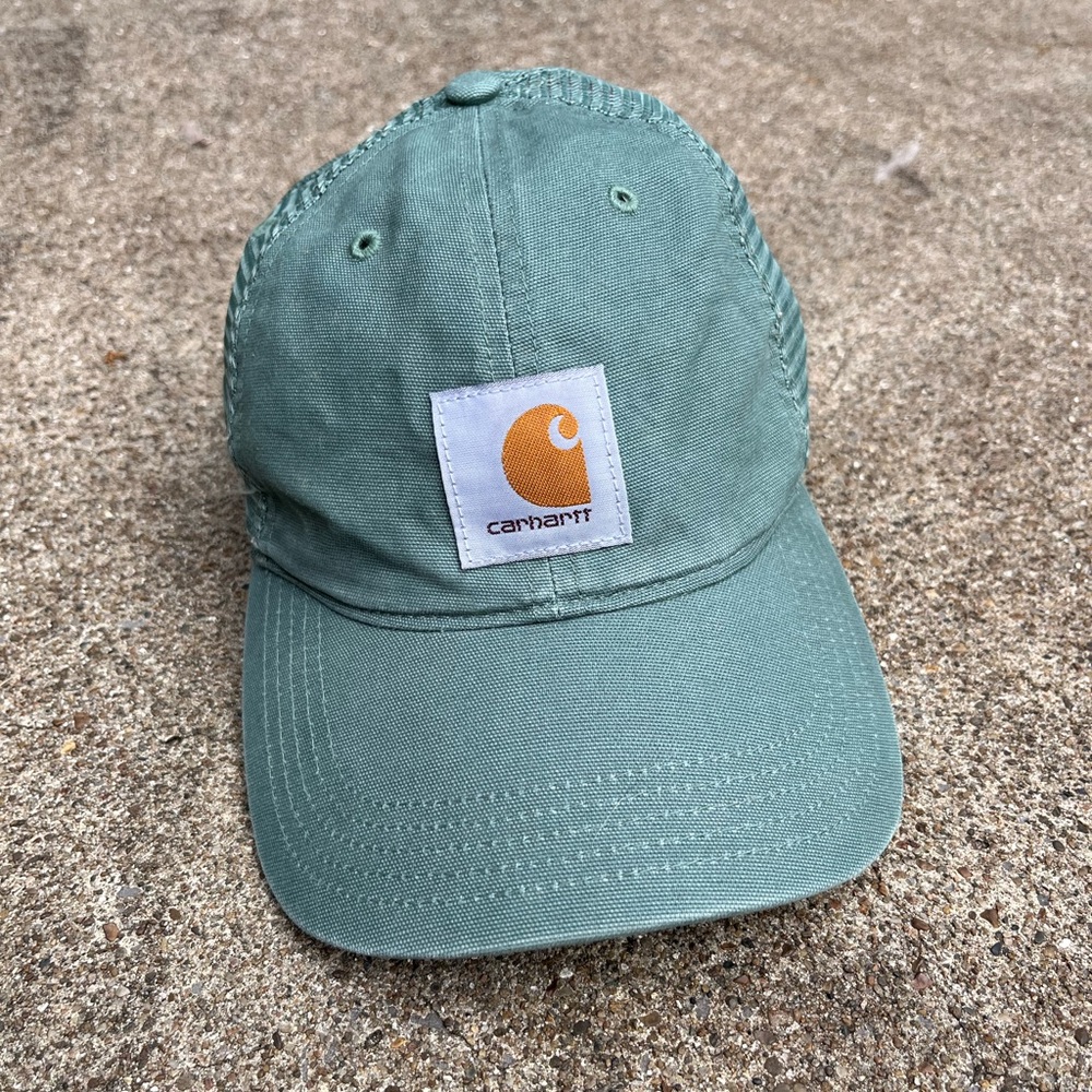 Carhartt hat